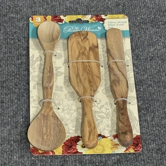 Pioneer Woman Wood Utensilsnull